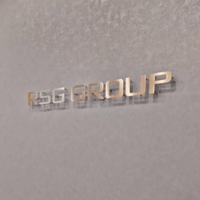 水道橋のRSG GROUP様
カルプ文字の制作、施工を致しました。
#看板#江東区#カルプ文字#チャンネル文字#水道橋#文京区